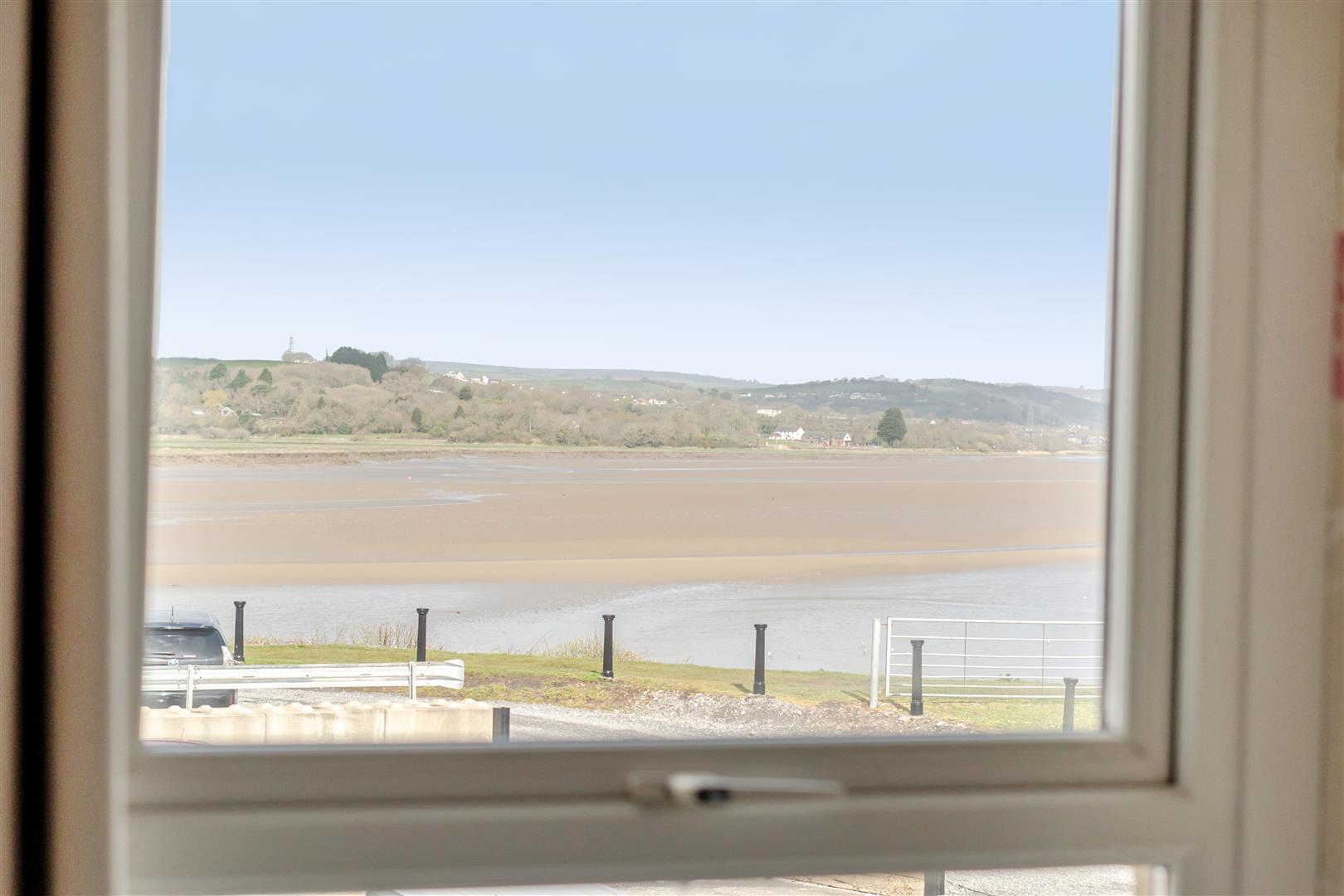 Gwydr Place, Loughor, Swansea, SA4 6TW